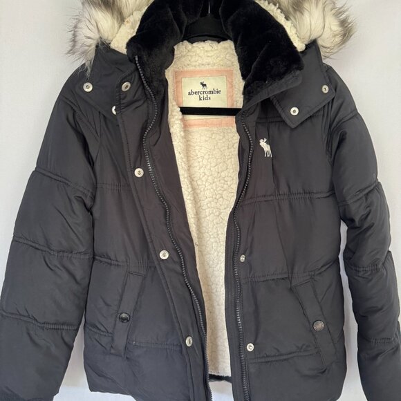Abercrombie Kids Black Puffer Hooded Jacket Sherpa Lined Faux Fur Sz 9/10